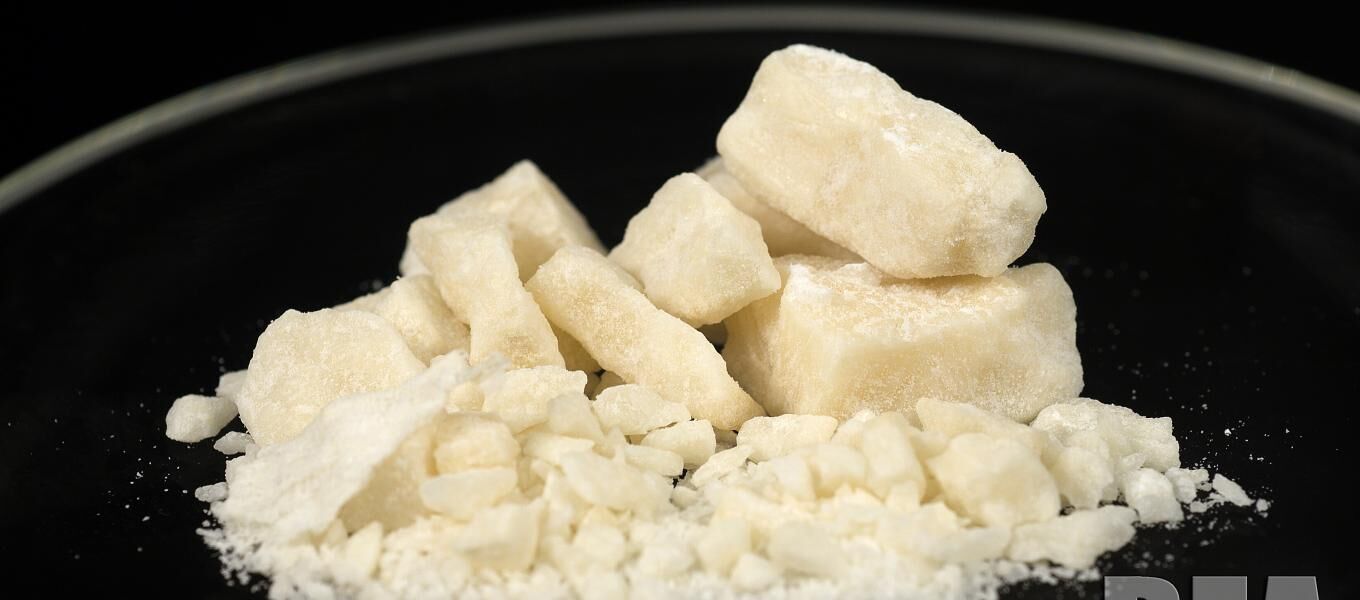 Basic cocaine (crack)